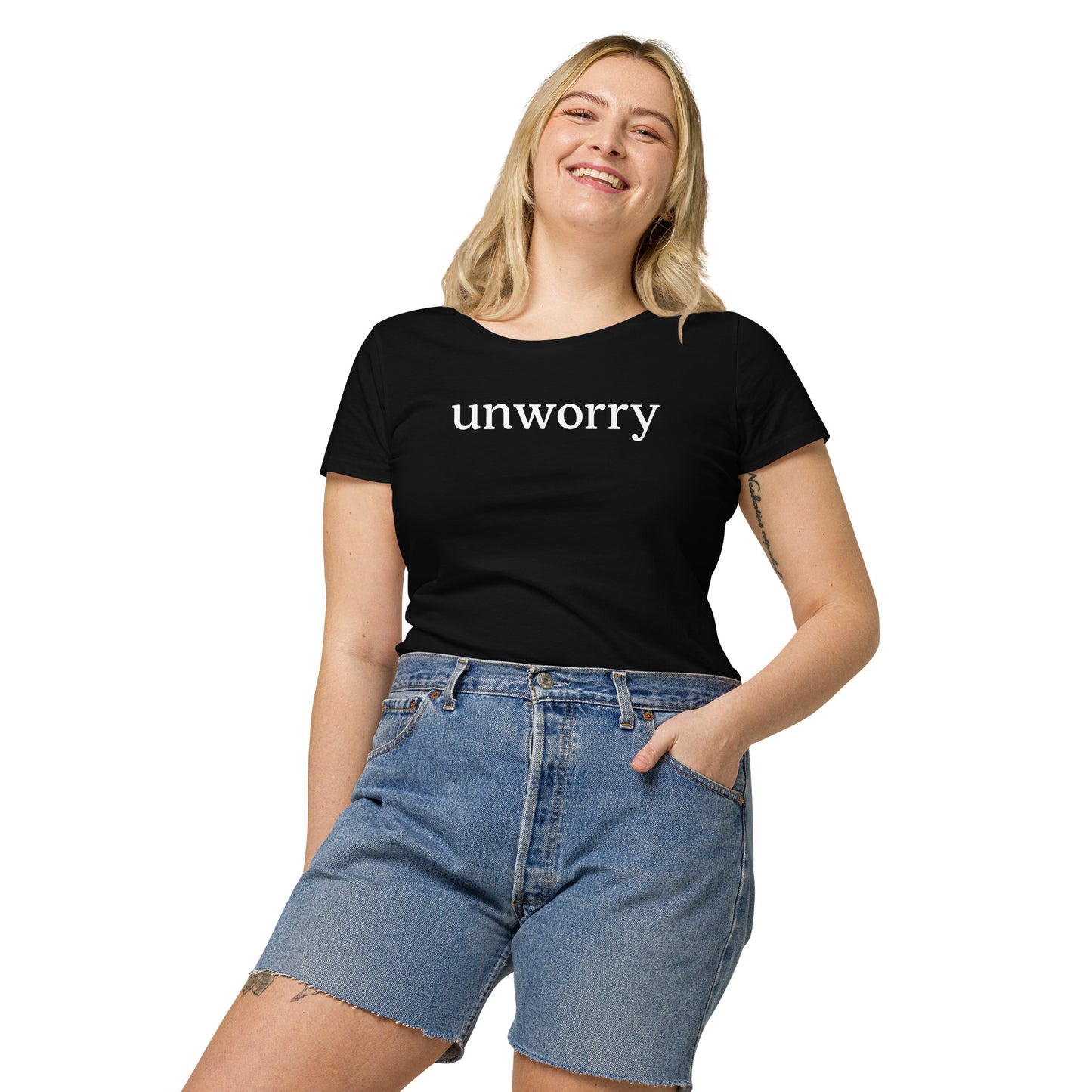 unworry women’s basic organic t-shirt